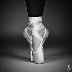 pointe_shoes