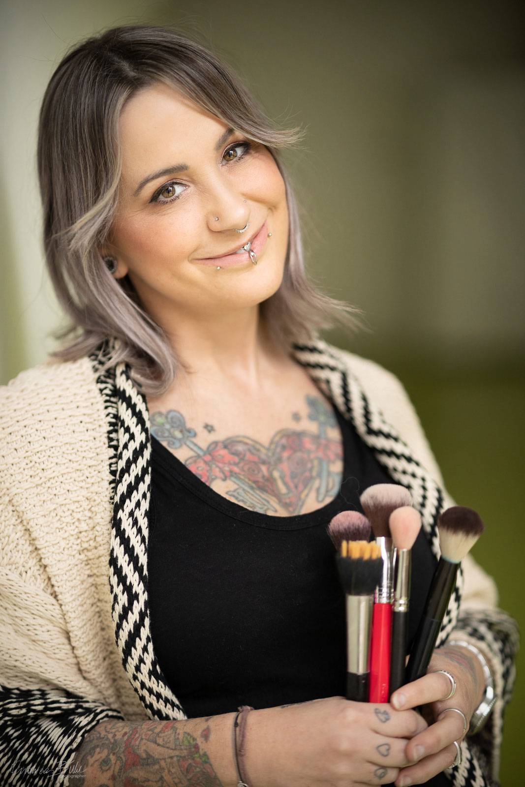 makeup artist nadja hluchovsky